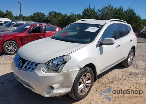 2013 Nissan Rogue Sv z USA, uszkodzony, nr VIN JN8AS5MT3DW034599